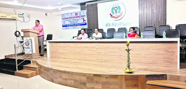 ఎయిడ్స్‌ పరీక్షలు తప్పనిసరి