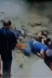 Viral Video: Escape For 3 On Bike In Haridwar Landslide11