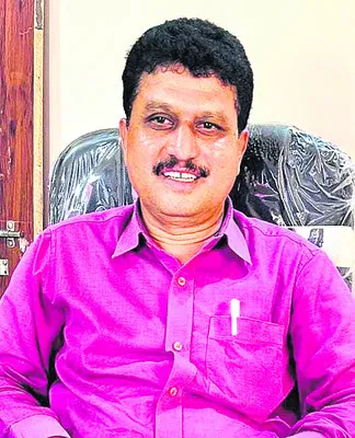 ● మంజూరు లేదు.. అగ్రిమెంట్‌ లేదు ● క్షేత్రస్థాయిలో స్తం