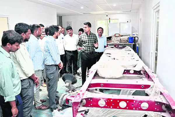 ఏటీసీ కోర్సులతో యువతకు ఉపాధి