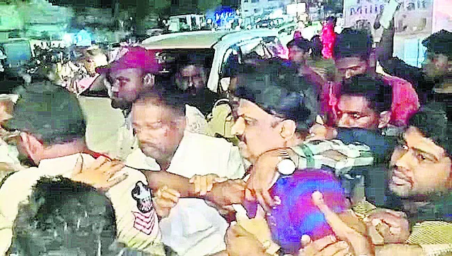 ‘పురం