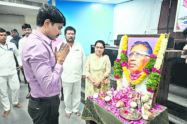 జయశంకర్‌కు ఘన నివాళి 