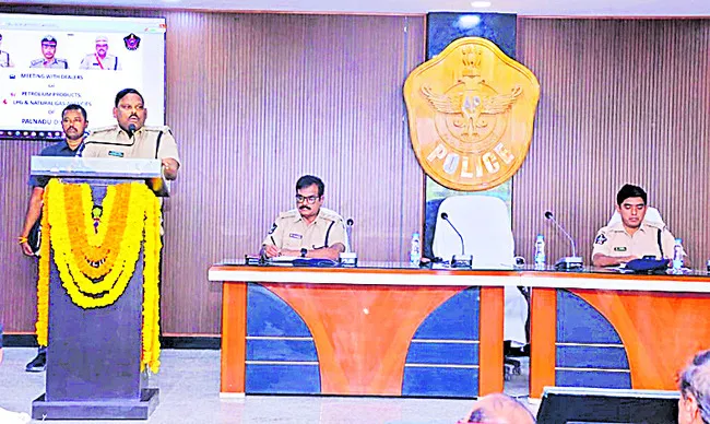 ‘పెట్రో’ రవాణాలో నిబంధనలు పాటించాలి