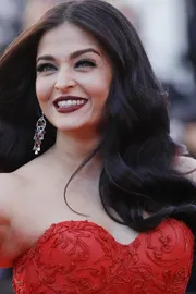 Aishwarya Rai net worth soars to Rs 900 crore becomes India's second richest actress3