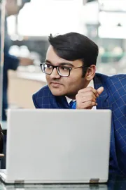Indian CEO Offers Rs 2 Lakh per Month Remote Internship6