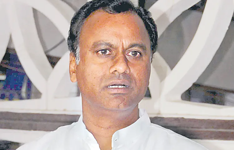 Interesting comments by Munugodu MLA Komatireddy Rajagopal Reddy