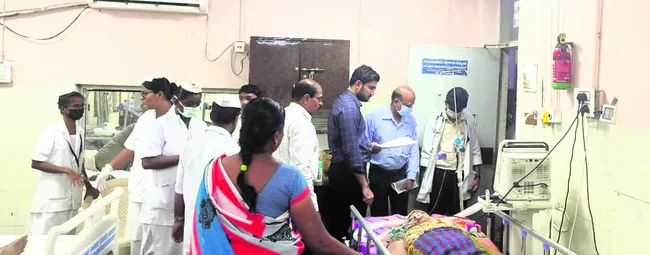 ఆస్పత్రిలో ఏం జరుగుతోంది? 