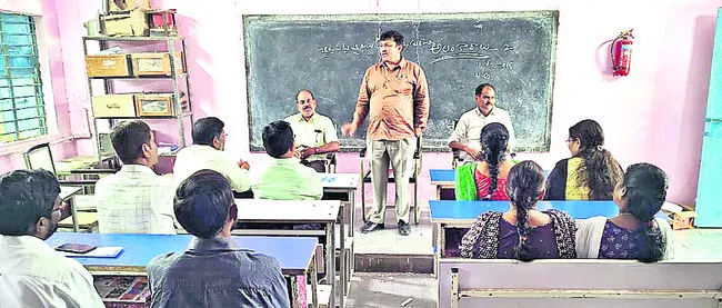 హాజరుశాతం పెంచాలి