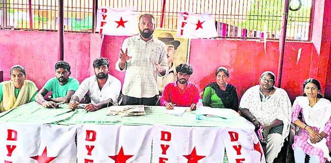 యువతకు ఉద్యోగ, ఉపాధి కల్పించాలి