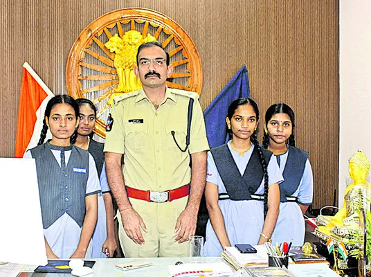 అతివల రక్షణే పోలీస్‌ ధ్యేయం