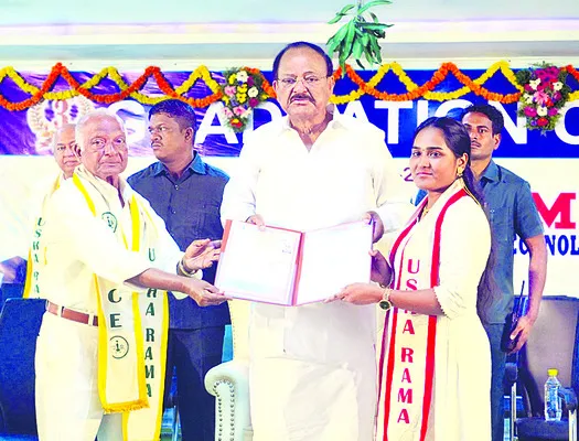 దేశాభివృద్ధిలో యువత భాగస్వామ్యం 