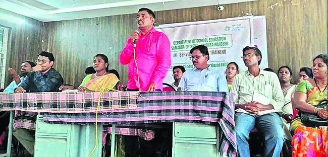శిక్షణ ఫలాలు సఫలీకృతం కావాలి 