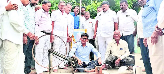 టీ హబ్‌ సందర్శనతో కొత్త ఆలోచనలు