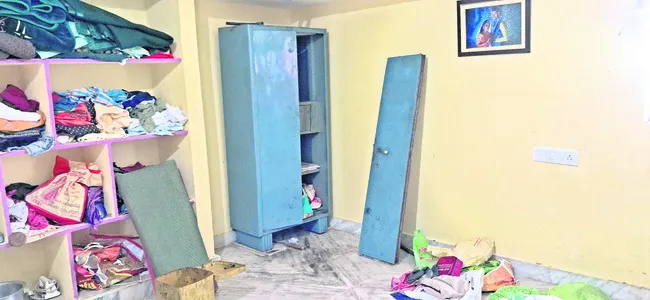 తాళం వేసిన ఇంట్లో చోరీ
