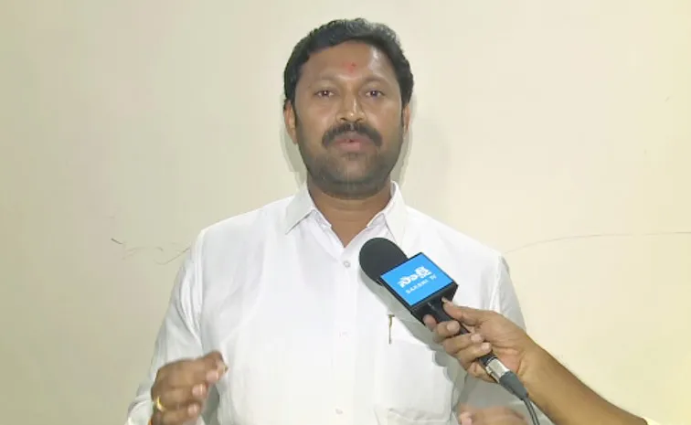 YSRCP MP Avinash Reddy Takes On EC Polling Booth List