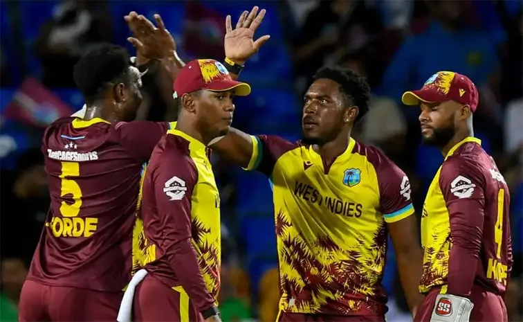 WI Face Setback As Key Player Injured Shoulder, Johann Layne Called Up For Pakistan ODIs