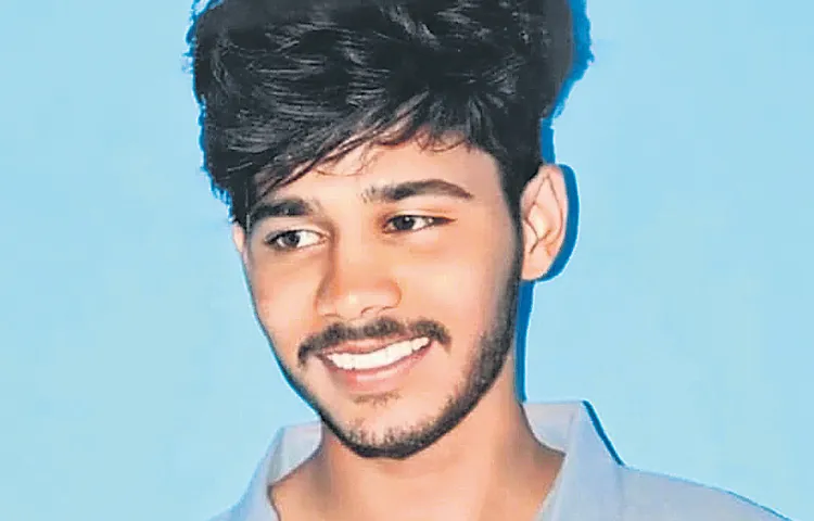 Son commits suicide due to displeasure with mothers behavior