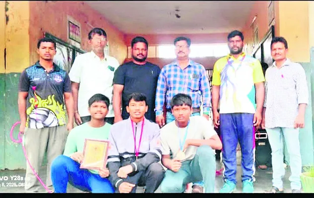 గురుకుల విద్యార్థుల ప్రతిభ