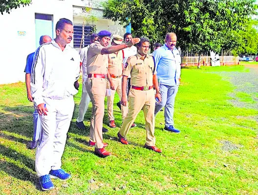 స్వాతంత్య్ర దినోత్సవ ఏర్పాట్లు పరిశీలన