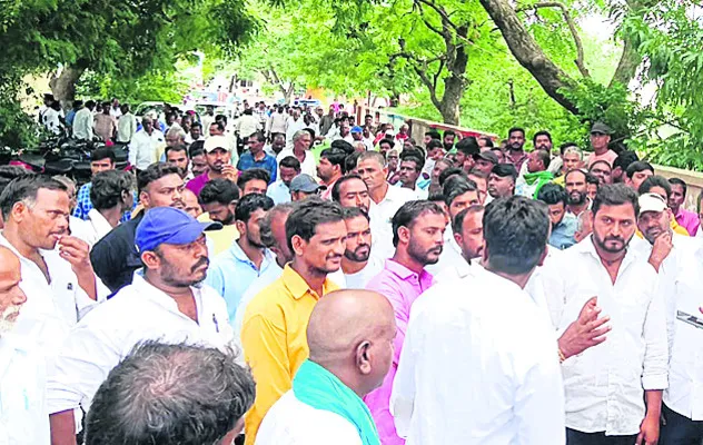 ఇసుక రీచ్‌ వద్దే వద్దు