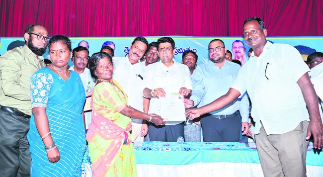 ప్రజా ప్రభుత్వంలోనే సంక్షేమ పథకాలు 