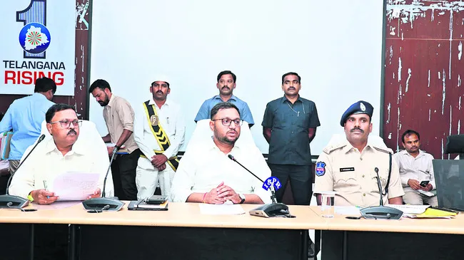 స్వాతంత్య్ర వేడుకలు ఘనంగా నిర్వహించాలి