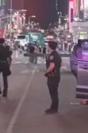 3 Injured In Shooting At New York Times Square12