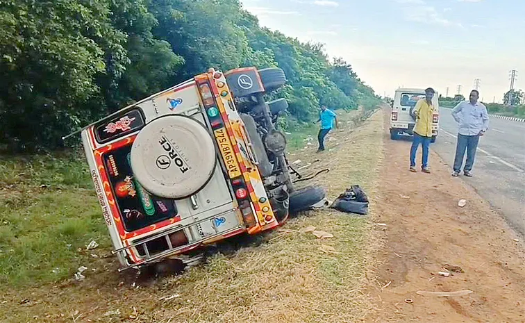 Road Accident At Nellore District