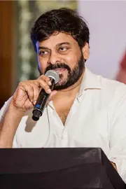 Chiranjeevi Reacts Met Film Federation About Salary Issue7
