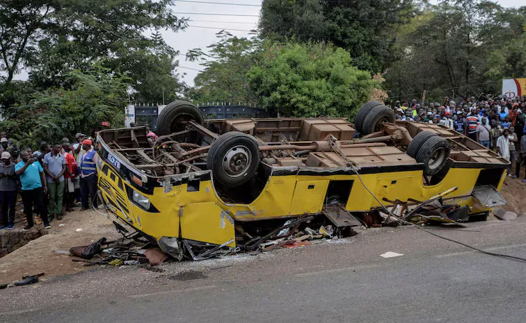Kenya Bus Crash Kills 25