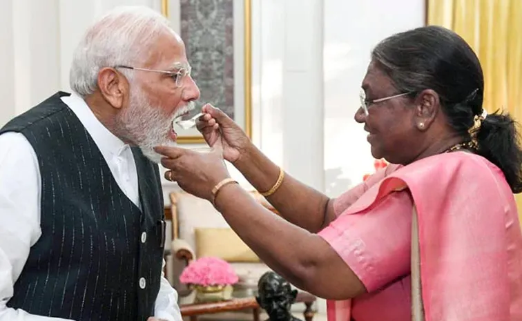 Rakhi wishes from prime minister modi and presidenr murmu
