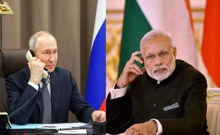 PM Narendra Modi speaks with President Russia Putin