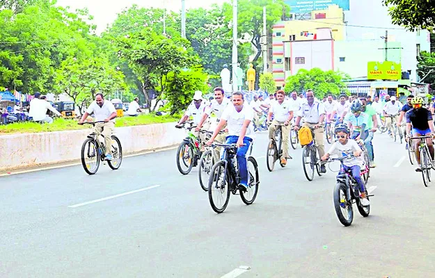 సైక్లింగ్తో శారీరక దృఢత్వం