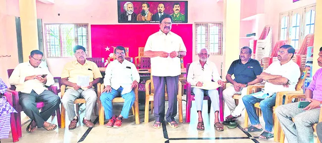 స్థానిక సమస్యలపై నేడు, రేపు ధర్నాలు