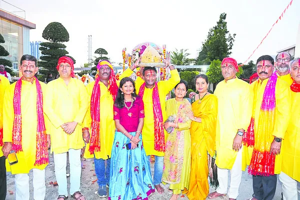 గణేష్ లడ్డూ అదరహో