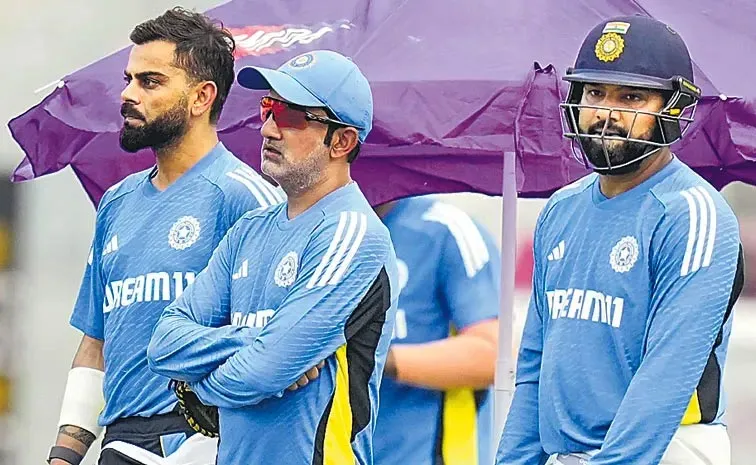 కోహ్లి దేశీ బాయ్‌!.. రన్‌ మెషీన్‌ మాత్రం అతడే: గంభీర్‌