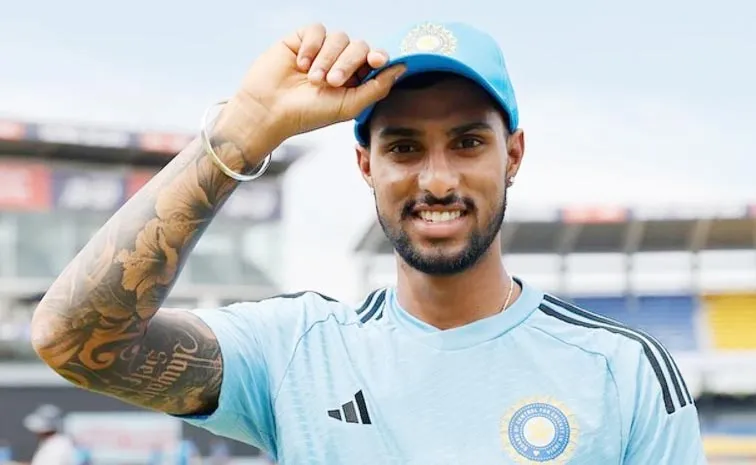 తప్పుకొన్న తిలక్‌ వర్మ.. జట్టులోకి గుంటూరు కుర్రాడు