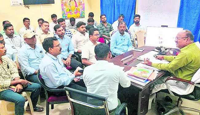 డ్రిప్, స్ప్రింక్లర్ల పంపిణీ వేగవంతం చేయండి