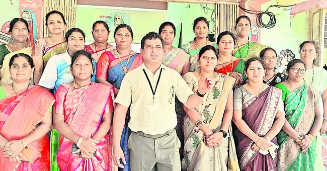 252 పాఠశాలలు అభివృద్ధికి చర్యలు