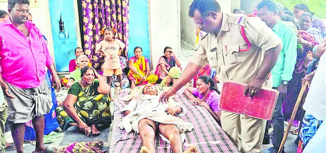 విద్యుదాఘాతంతో వృద్ధుడు మృతి