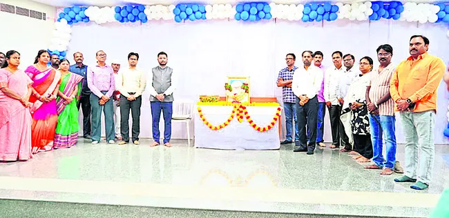 కాళోజీ సేవలు చిరస్మరణీయం