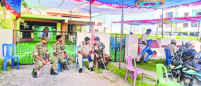 అడుగడ