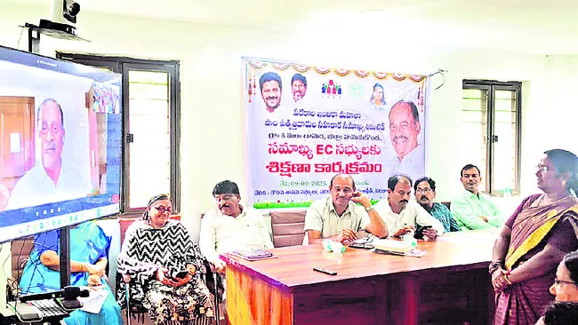 ప్రతీ మహిళ పారిశ్రామికవేత్తగా ఎదగాలి