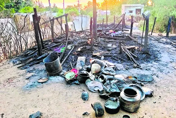 కొమ్మలపూడిలో అగ్నిప్రమాదం 