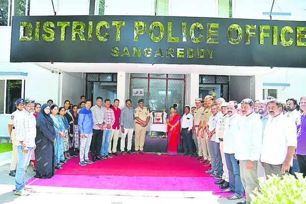 కాళోజ