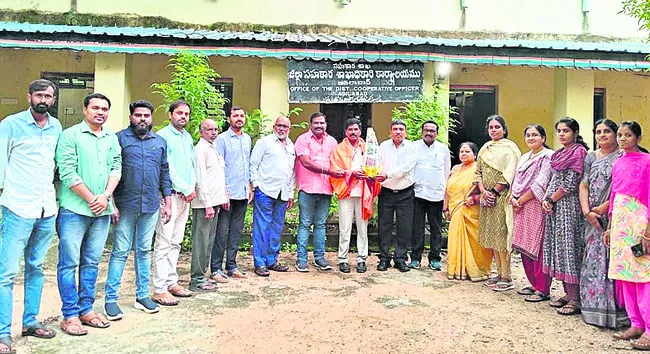 జిల్లా ఆడిట్‌ అధికారికి పదోన్నతి