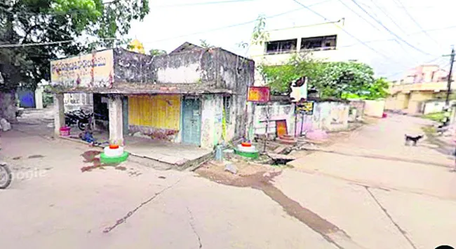 ఇంటి నంబర్ల దందాపై బల్దియా నజర్