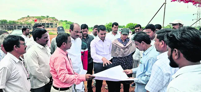పనుల్లో జాప్యాన్ని సహించం