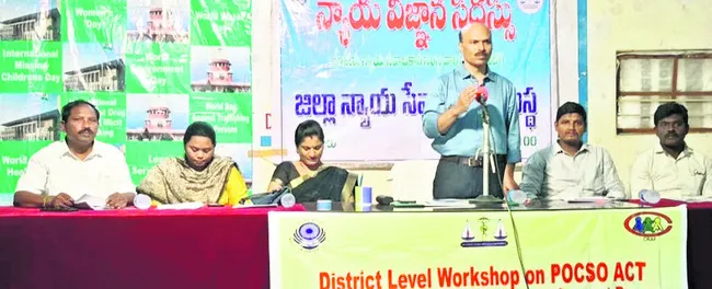 స్వచ్ఛంద సంస్థల సేవలు ప్రశంసనీయం 