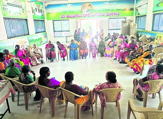 60 దాటినా ఆరి్థక భరోసా..